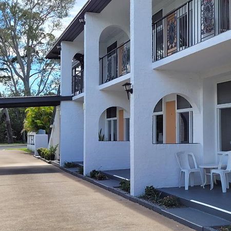 Tower Court Motel - Adults Only Haven Hervey Bay Exterior foto